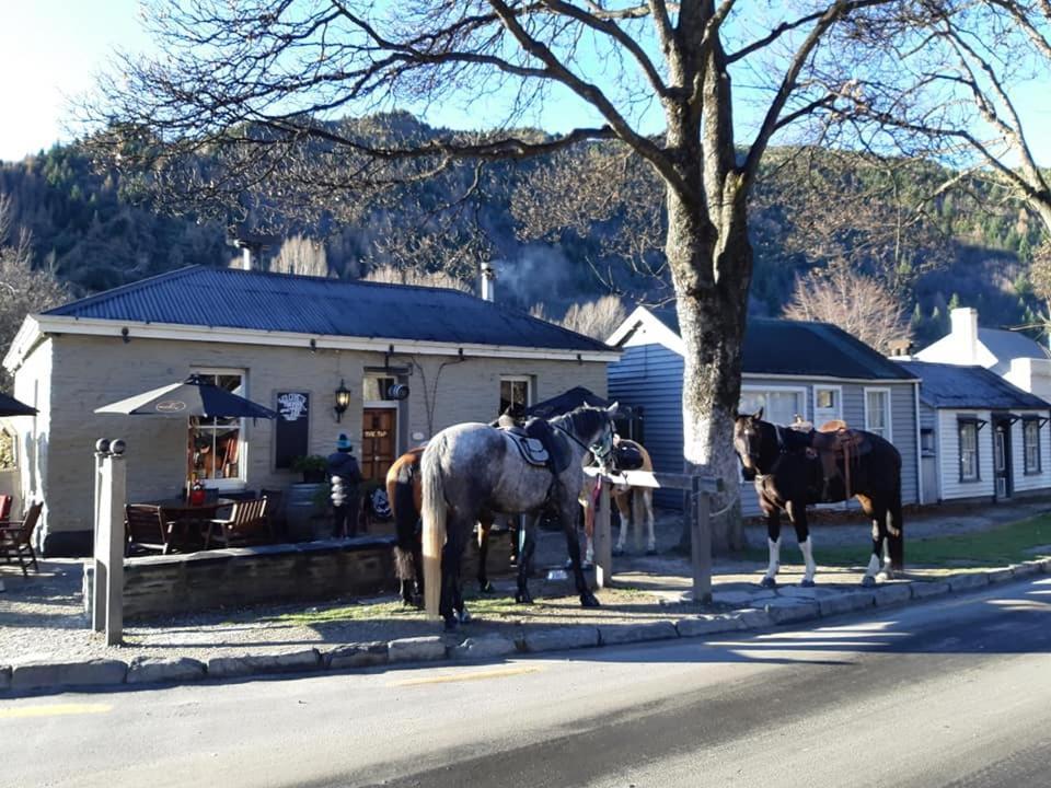 Three Thirty B & B Queenstown Exterior foto
